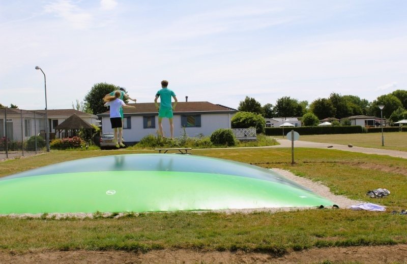Airtrampoline vakantiepark de lithse ham 01