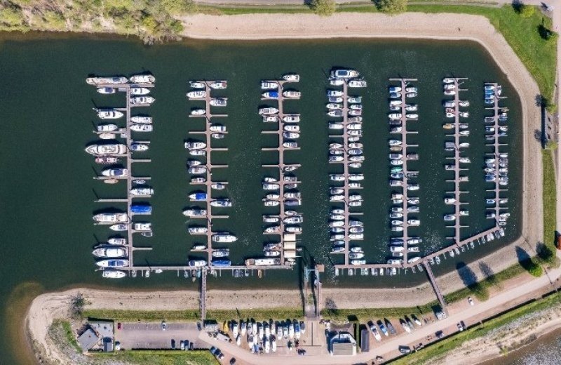 Wir haben neue Lagerhallen für Ihr Boot!